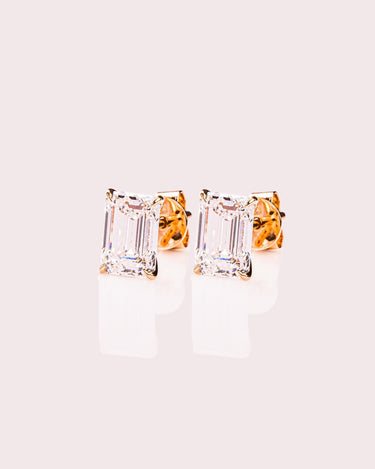 Lab-Diamond Studs - Emerald - Zen Moissanite