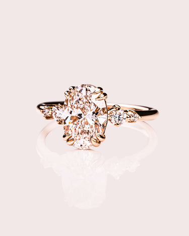 Magnolia - Oval Lab - Diamond - Zen Moissanite
