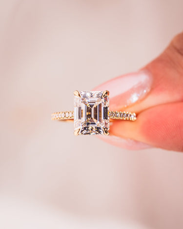 Maria - Emerald - Zen Moissanite