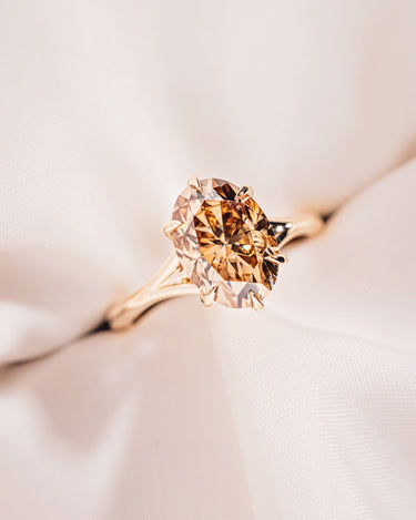 Norma - Oval (Champagne) - Zen Moissanite