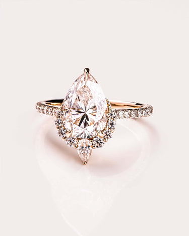 Ophelia (with Pavé) - Pear - Zen Moissanite