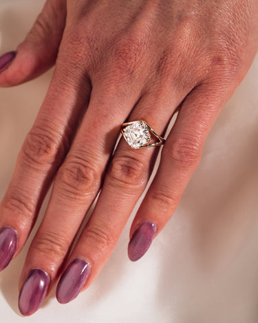 Parker - Asscher - Zen Moissanite