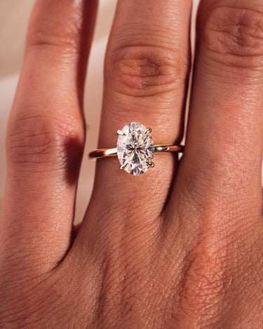 Randi - Oval - Zen Moissanite