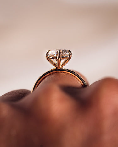 Randi - Round - Zen Moissanite