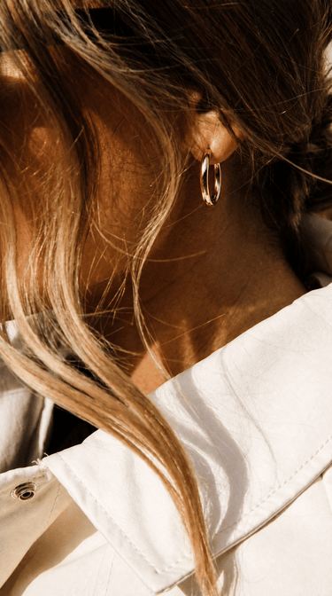 Ready to Ship - Bold Gold Hoops (15mm) - Zen Moissanite