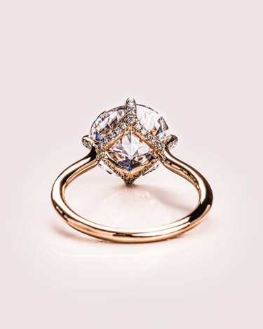 Ready to Ship - Florence - Round - Zen Moissanite