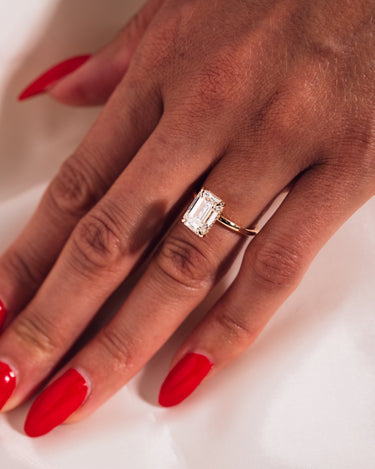 Ready to Ship - Harley - Emerald - Zen Moissanite