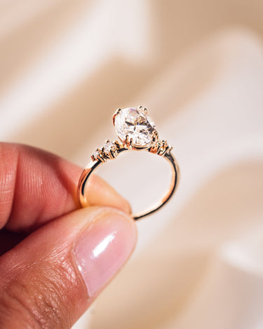 Ready to Ship - Magnolia - Oval - Zen Moissanite
