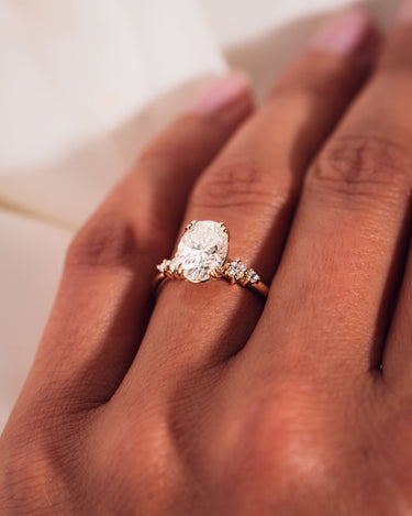Ready to Ship - Magnolia - Oval - Zen Moissanite