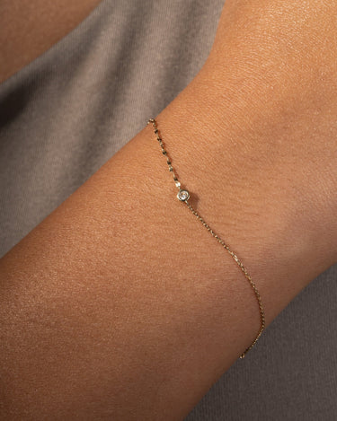 Ready to Ship - Round Bezel Bracelet - Zen Moissanite