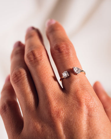 Ready to Ship - Two - Stone Floating Ring - Zen Moissanite