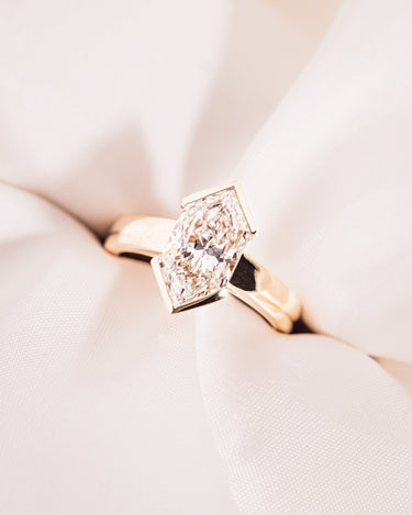 Rowen - Elongated Hexagon - Zen Moissanite