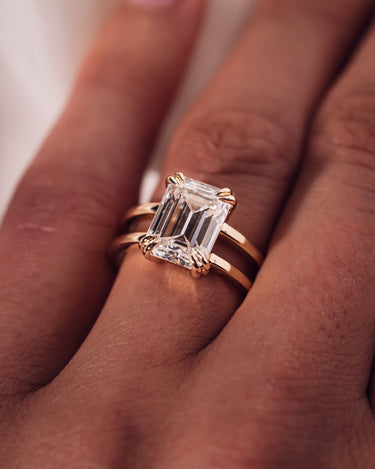 Tess - Emerald - Zen Moissanite