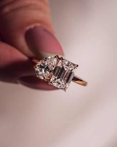 Tiana - Emerald & Pear - Zen Moissanite