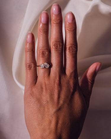 Tiana - Princess & Pear - Zen Moissanite