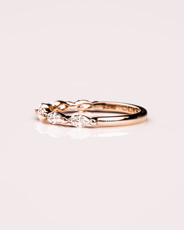 Lili - Marquise - Zen Moissanite