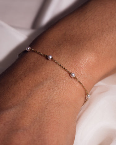 Maggie - Pearl Bracelet - Zen Moissanite