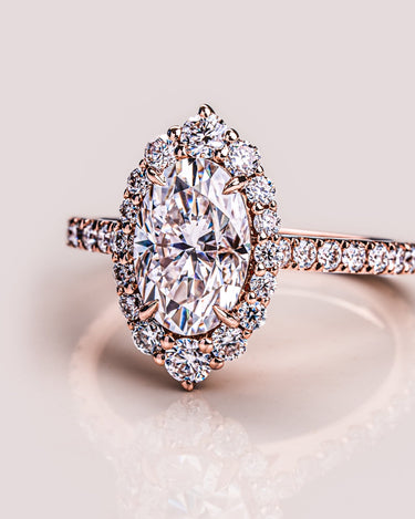 Margot (with Pavé) - Oval - Zen Moissanite