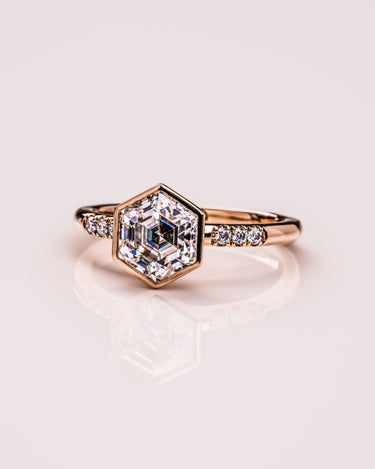 Phoebe - Hexagon - Zen Moissanite