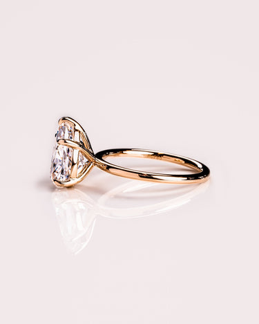 Randi - Pear - Zen Moissanite