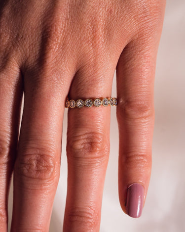 Ready to Ship - Iris - Round - Zen Moissanite