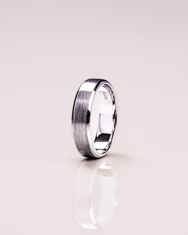 Ready to Ship - Rhys - Zen Moissanite