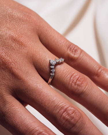 Thalia - Pear - Zen Moissanite