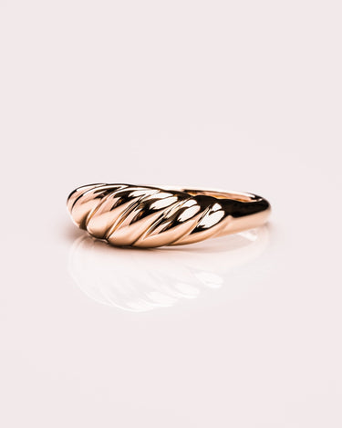 Twist Dome Ring - Zen Moissanite