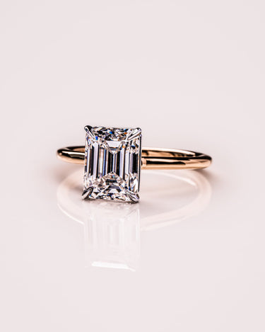 Veronica - Emerald - Zen Moissanite
