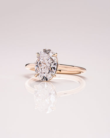 Veronica - Oval - Zen Moissanite